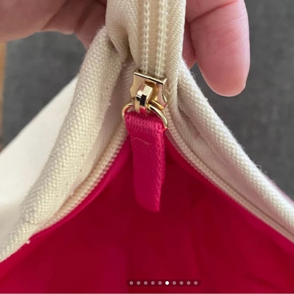 Victoria's Secret Pink and Cream Tote Ombré Bag - Picture 5 of 8